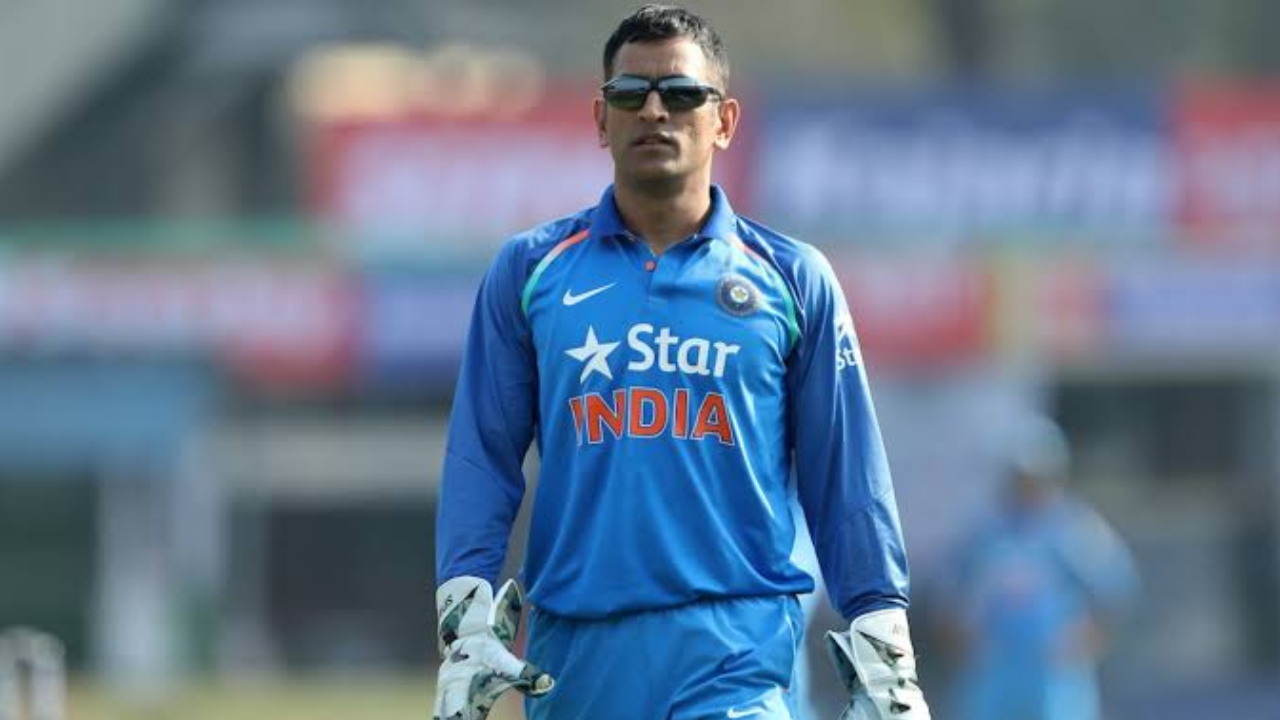 চল্লিশে পা দিলেন ‘ক্যাপ্টেন কুল’ ধোনি